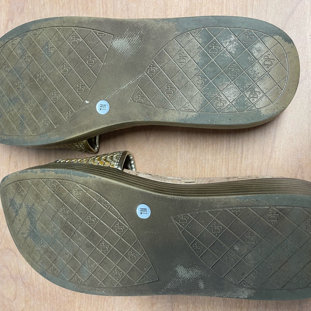 Donald J. Pliner Gold Braided Cork Slide Sandals - Picture 4 of 5
